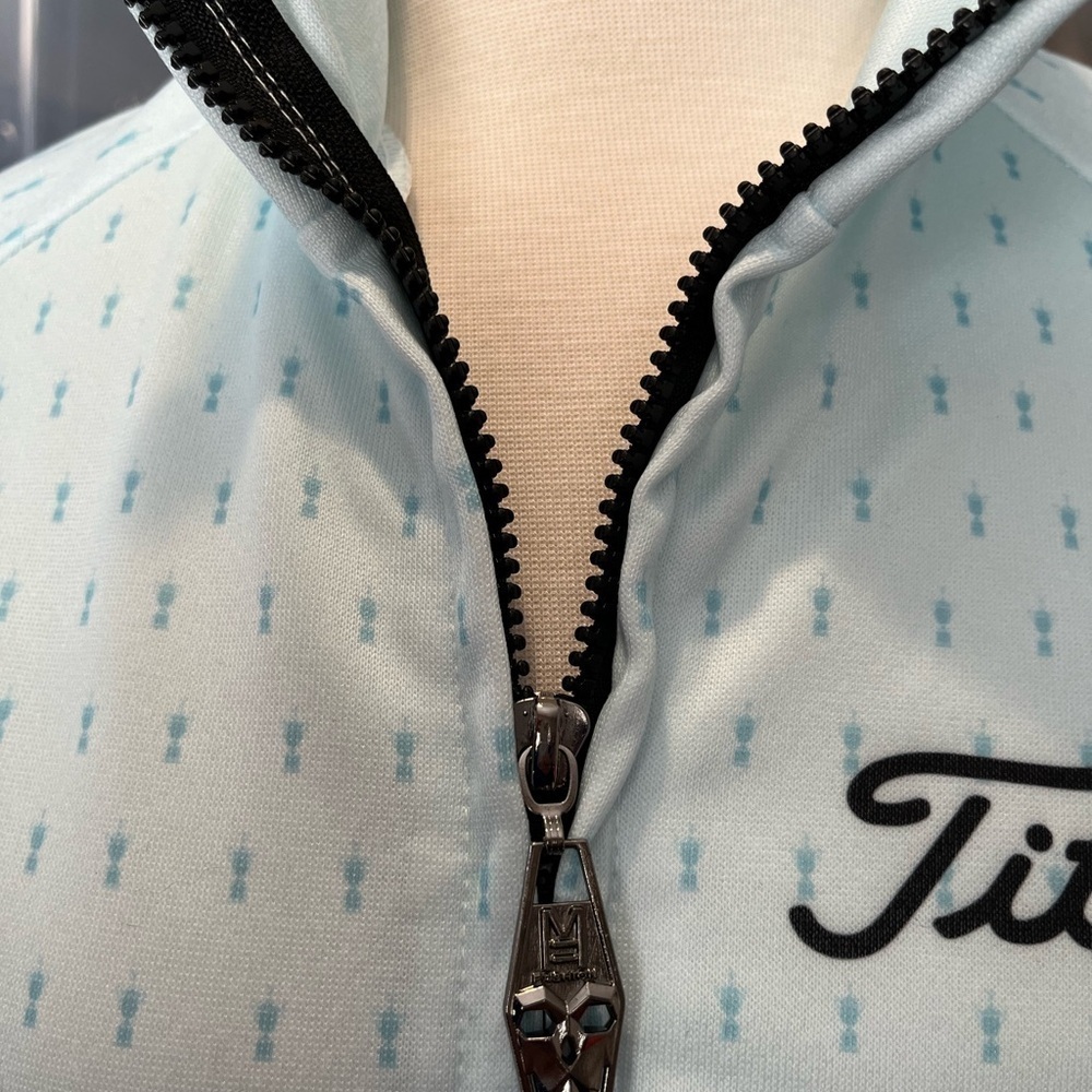 Golf Jacket - Picture 4 of 9